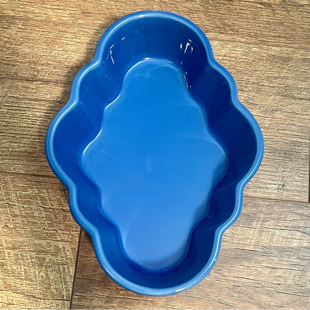Chantal Blue Glazed Ceramic Bakeware Scalloped Bowl
